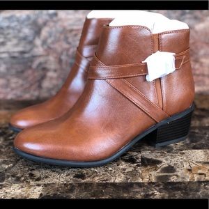 NEW Karen Scott Falonn Ankle Booties
